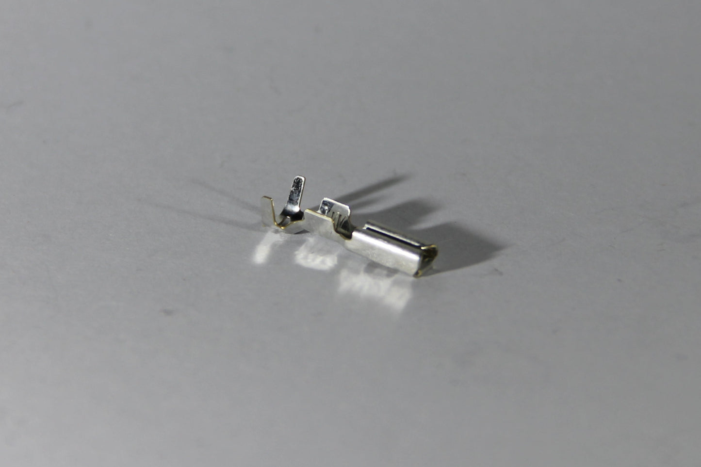 82998-12270 Toyota Terminal