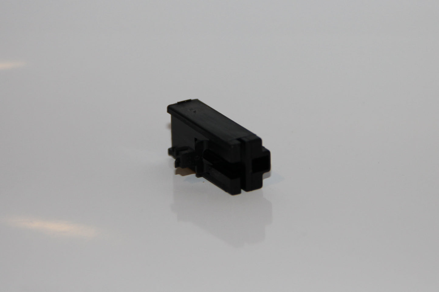 90980-10703 Toyota Connector