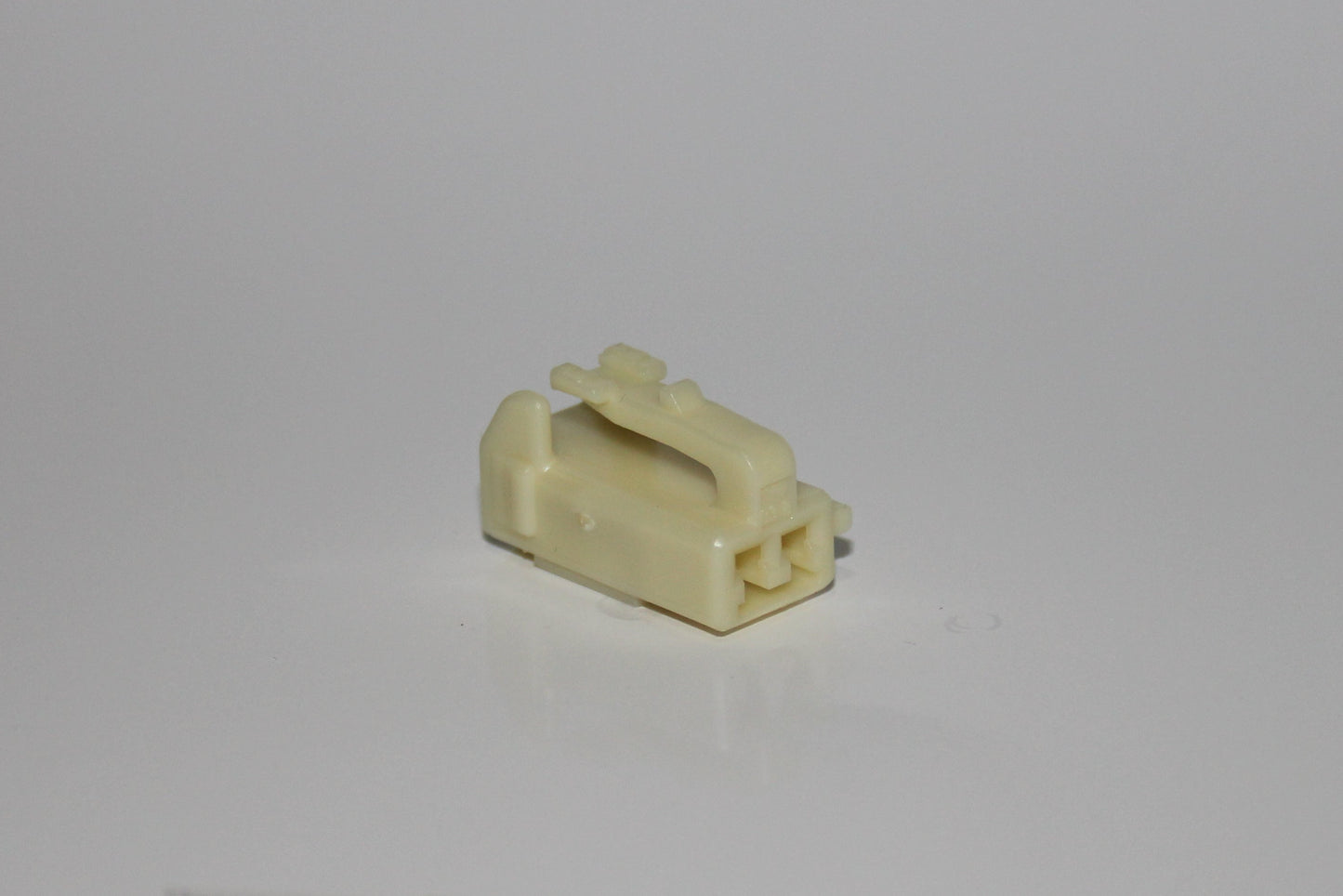 90980-10906 Toyota Connector