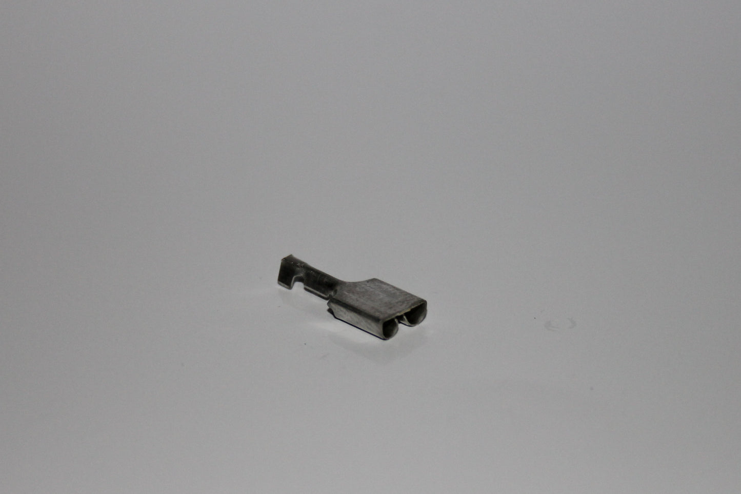 82998–12060 Toyota Terminal
